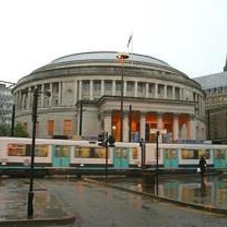 The Kingscliffe Guesthouse Manchester Bagian luar foto