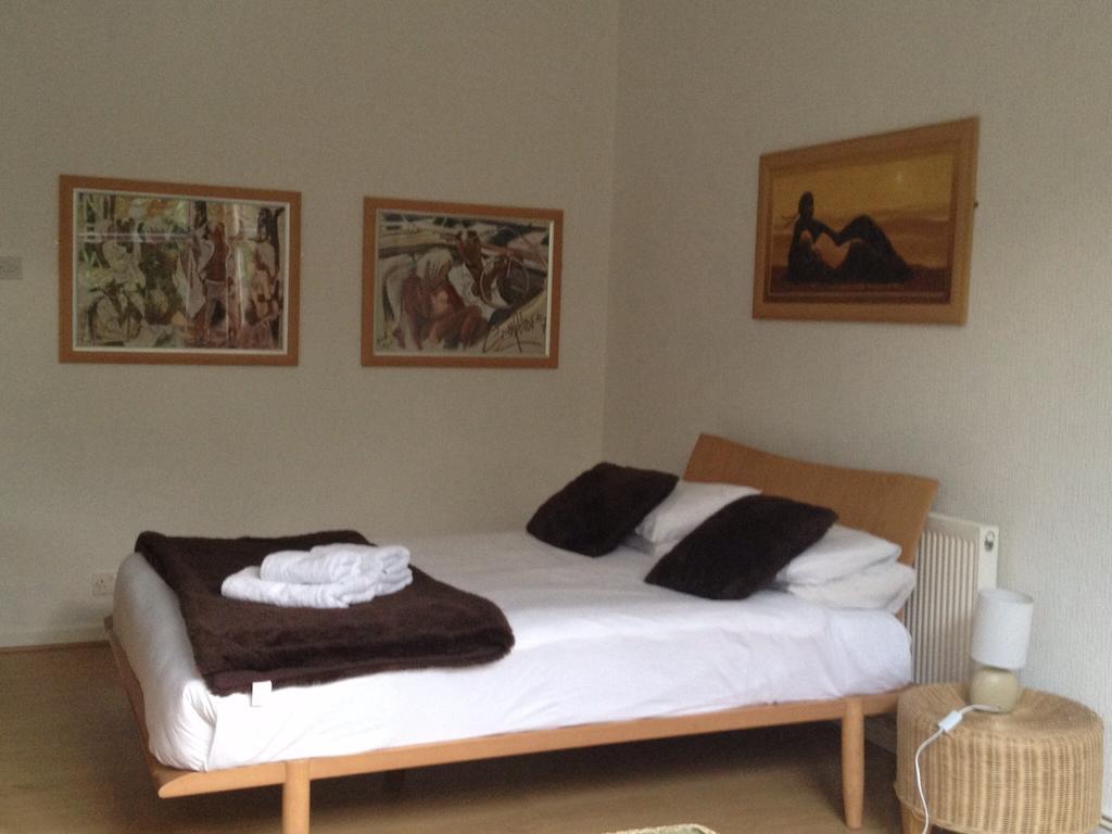 The Kingscliffe Guesthouse Manchester Bagian luar foto